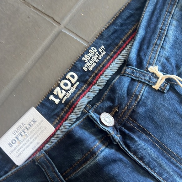 Izod - Picture 2 of 6